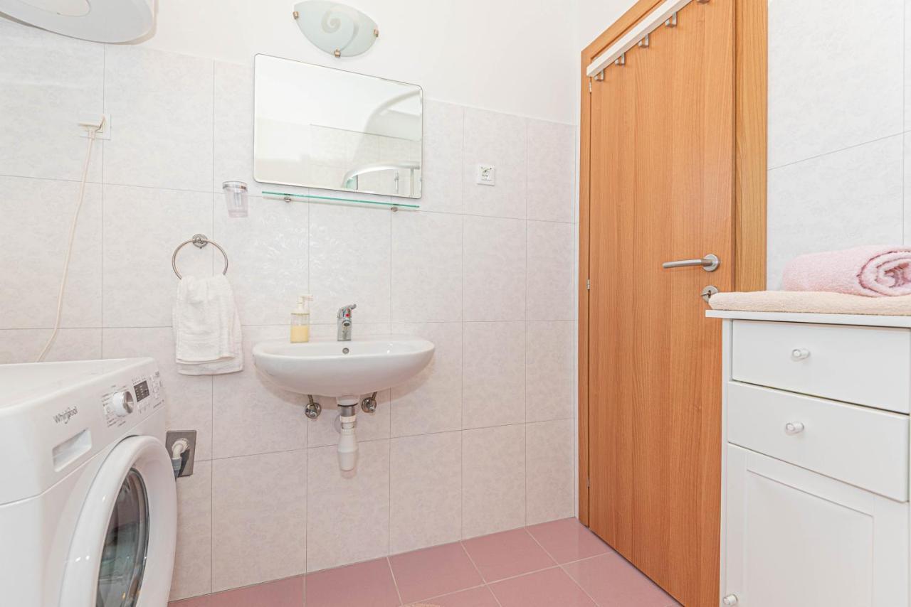 Apartment Milka Zaton  Esterno foto